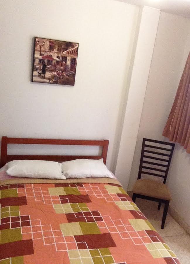 Hostal La Estancia Ica Bagian luar foto