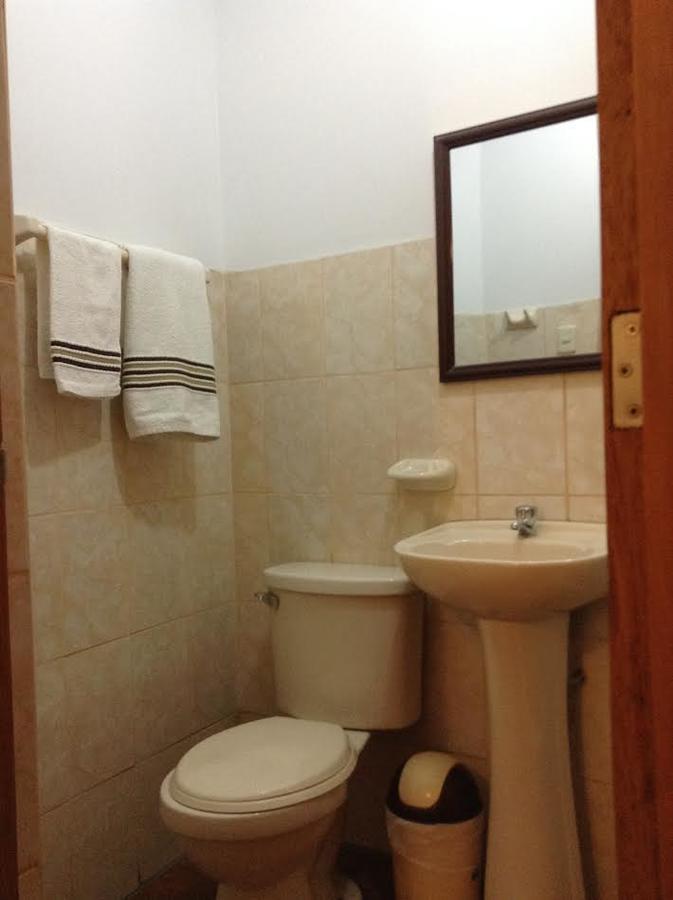 Hostal La Estancia Ica Bagian luar foto